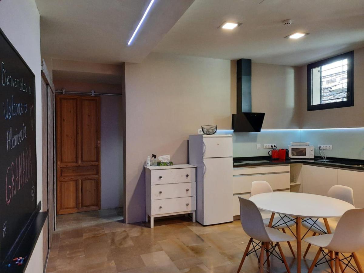 Alcaiceria Apartment Granada Bagian luar foto