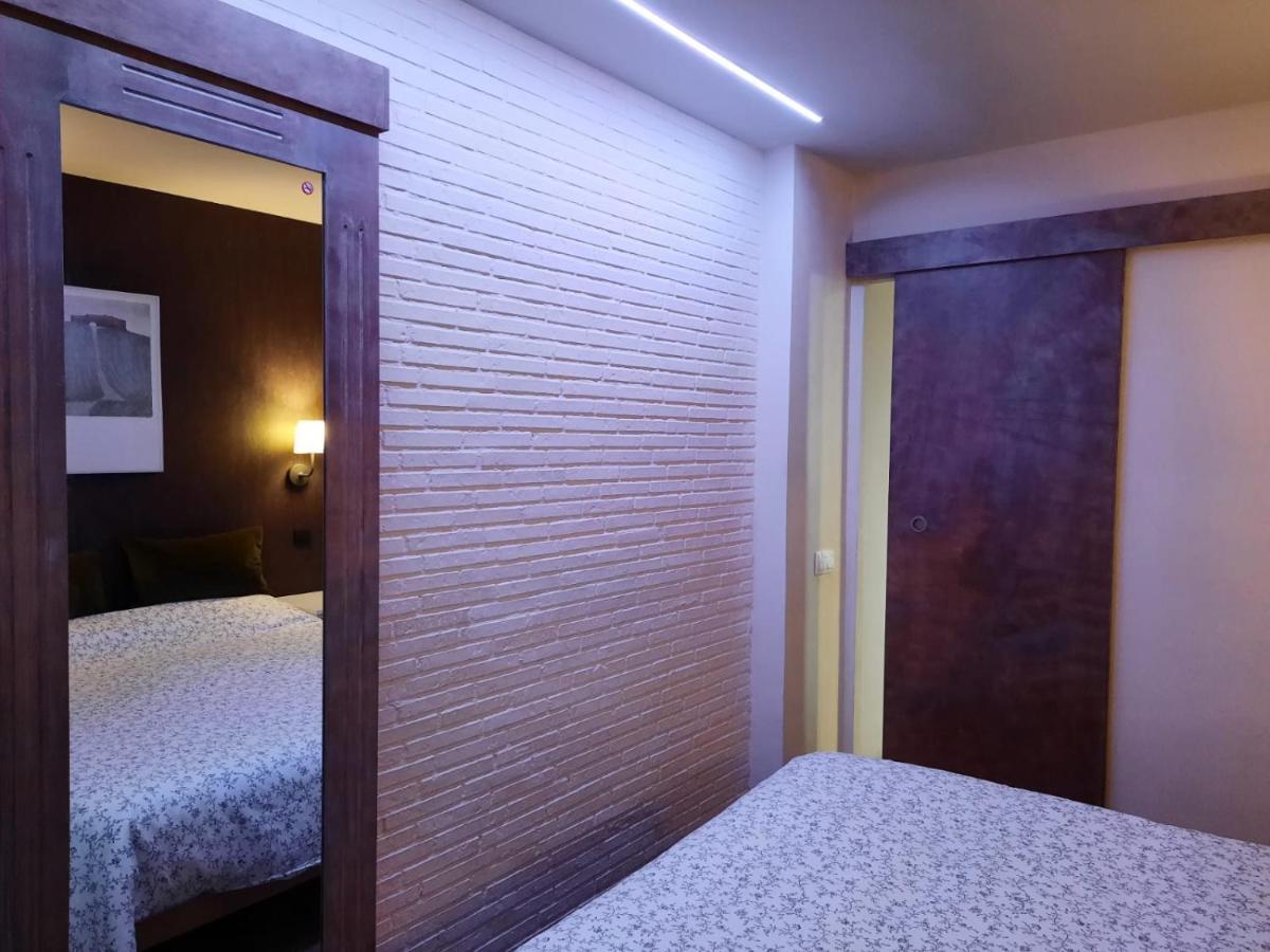 Alcaiceria Apartment Granada Bagian luar foto